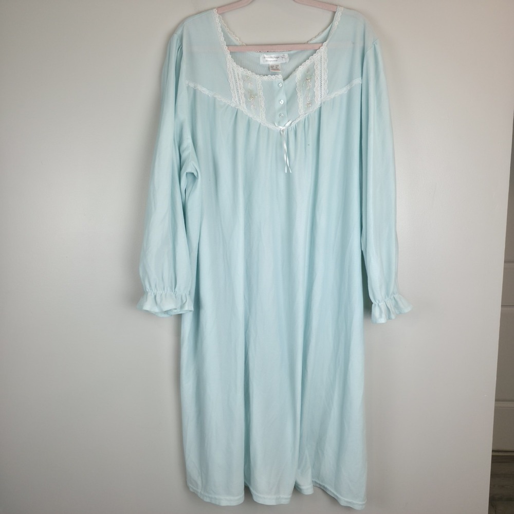 Vtg Amanda Paige Sleepwear Baby Blue Lace Long Sleeve Nightgown Embroidered 2X.